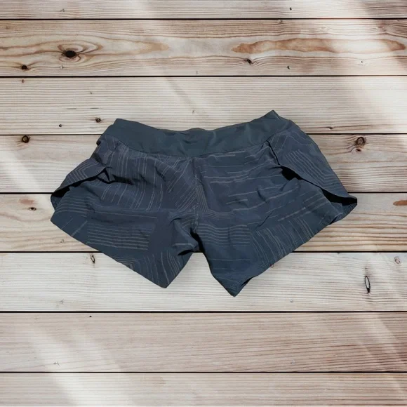 Brooks Chaser Running Shorts 3” with Liner Size Medium Black and Gray Pattern - Picture 4 of 6